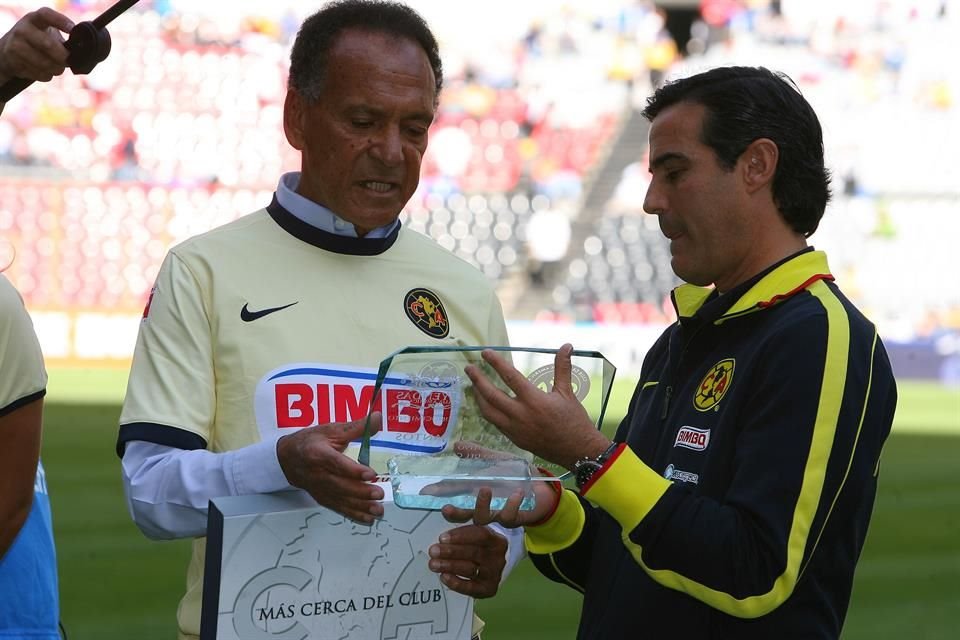 También ayer pereció el jugador brasileño del América, José Alves, mejor conocido como el 'Lobo Solitario'.