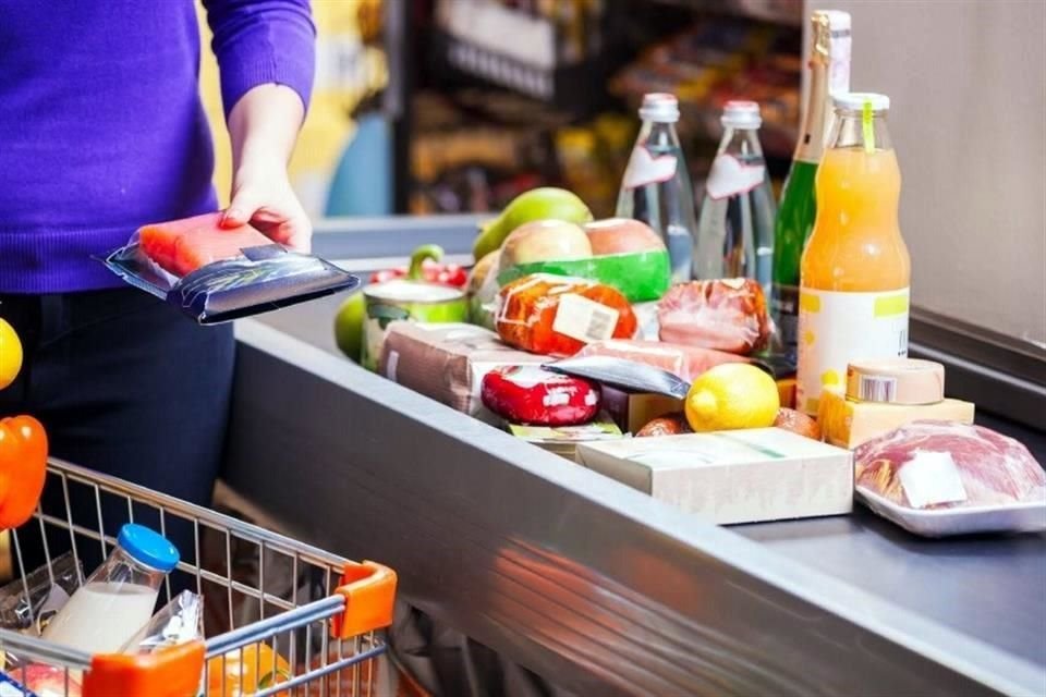 En general, los hogares mexicanos están realizando compras menos frecuentes, pero más grandes.