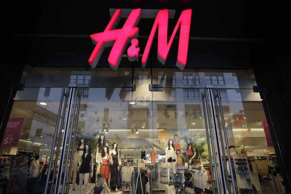 H&M dijo en ese momento que estaba profundamente preocupado por los informes.