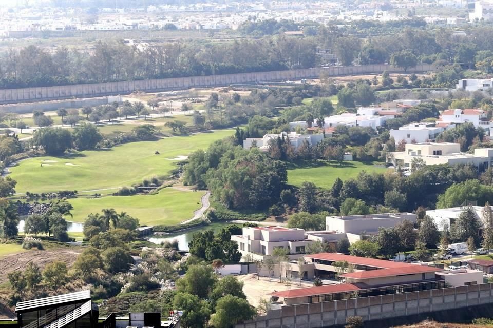 Fraccionamiento y Club de Golf Las Lomas.