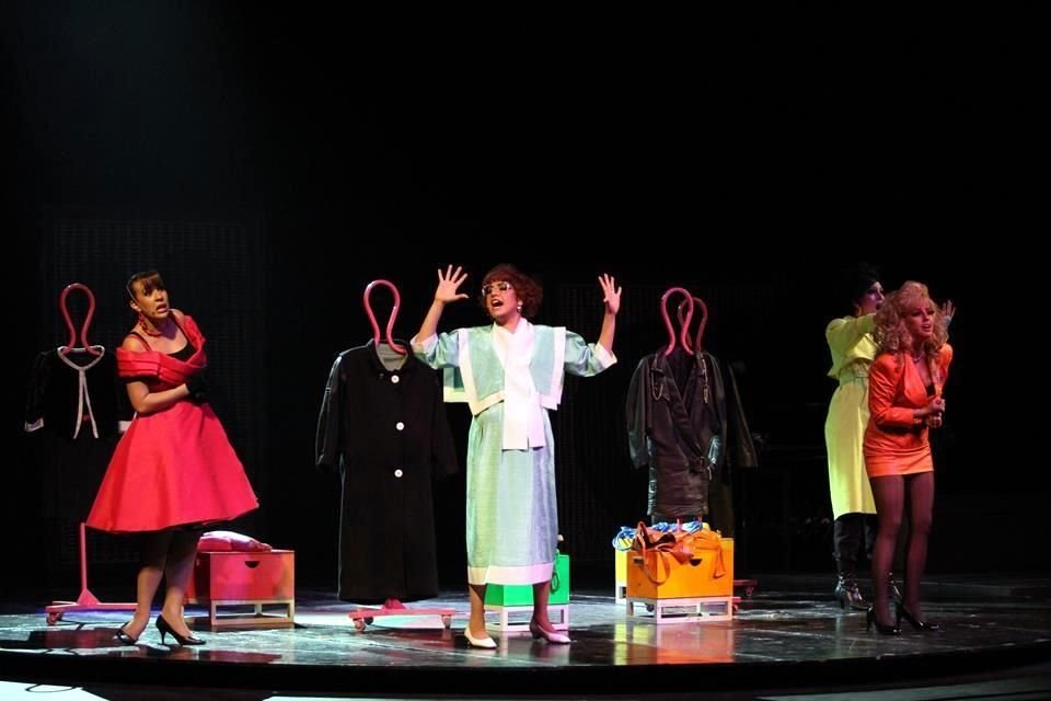 El musical 'Mentiras' presentará en streaming su función por su décimo aniversario, que celebró en el Auditorio Nacional.