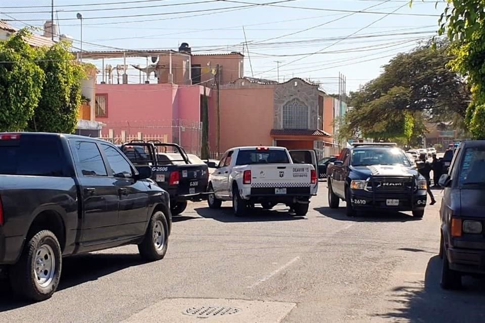 Los uniformados habrían ingresado a la vivienda para buscar a un sospechoso y aprovecharon para llevarse los ahorros de la familia.