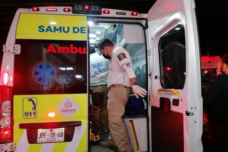 La menor esperaba a su mamá afuera de su casa, cuando recibió el disparo en el estómago. Se encuentra grave.