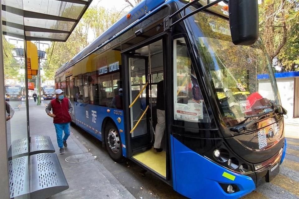 Mientras el Metro recuperó y superó el número de usuarios que tenía antes del incendio del 9 de enero, en otros sistemas como RTP, Trolebús y Metrobús la cantidad de pasajeros bajó durante febrero.