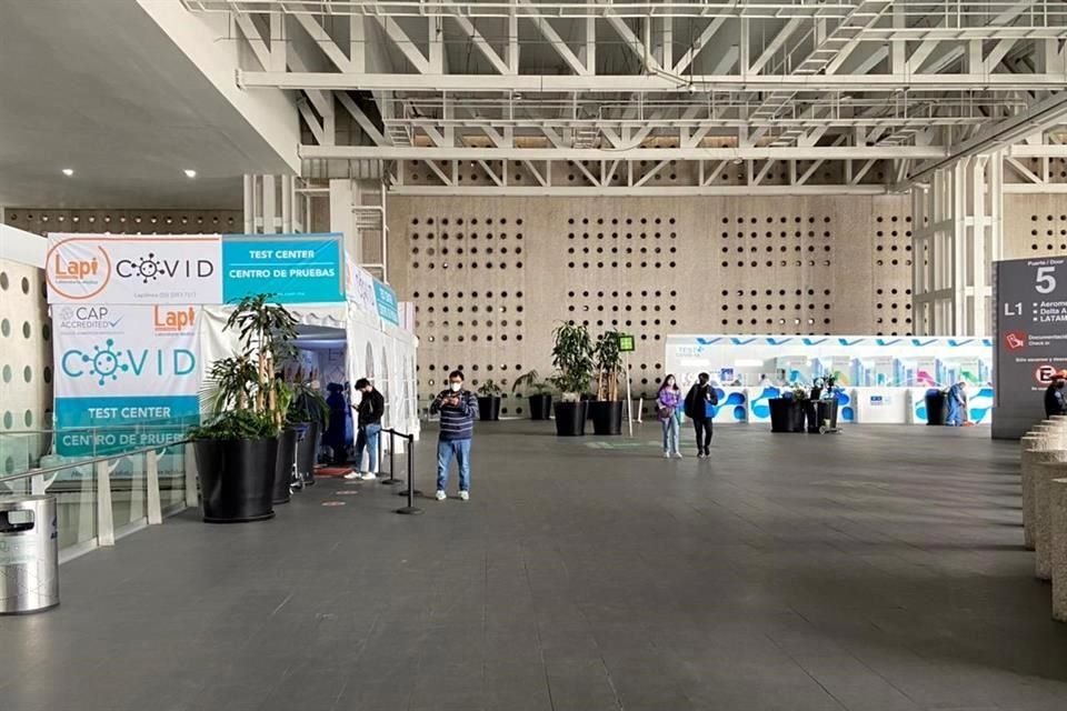 Uno de los módulos instalados frente a la Terminal 2 del aeropuerto capitalino.