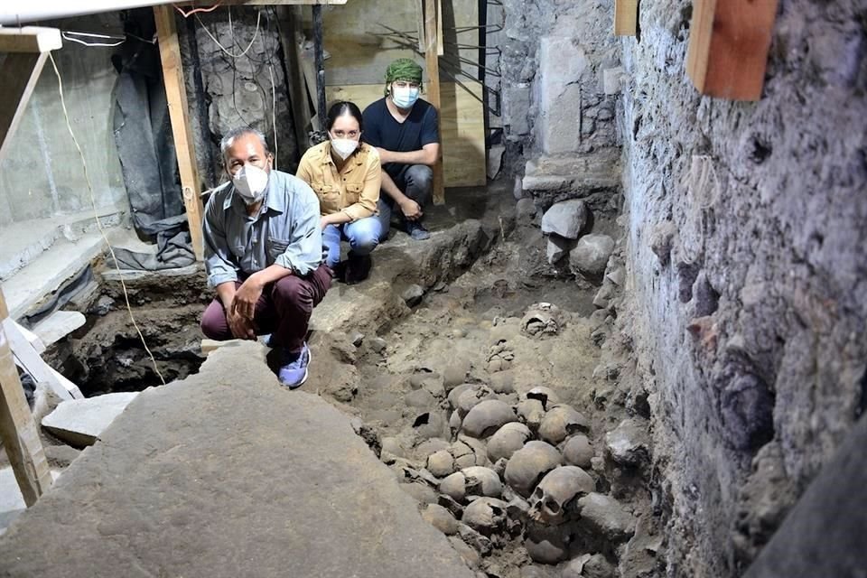 El equipo que trabaja en la excavación.