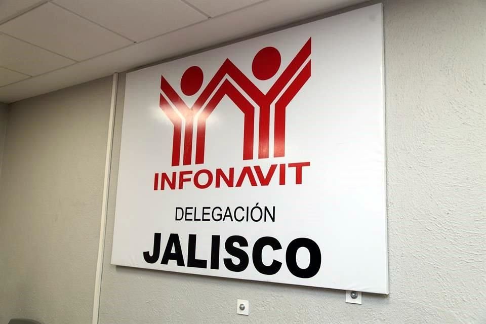 De los 43 mil 120 créditos que prevé otorgar el Infonavit en Jalisco este año, 44 por ciento serán para comprar vivienda nueva y 33 por ciento usada. El resto para remodelar.