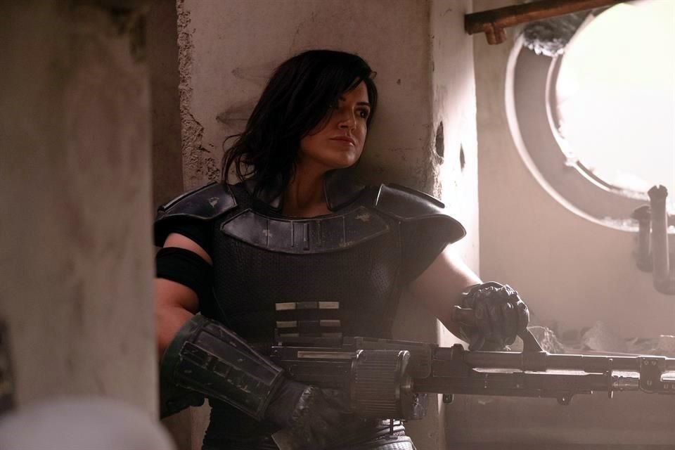 La salida de Gina Carano, de la serie 'The Mandalorian', molestó a grupos conservadores y a seguidores, quienes criticaron el cese de la actriz y pidieron 'cancelar' a la plataforma Disney+.