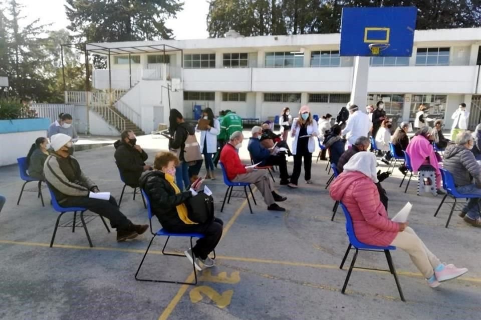 Aseguró que todos serán vacunados, aunque no haya fecha definida para las 13 alcaldías restantes, después de Magdalena Contreras, Cuajimalpa y Milpa Alta. 