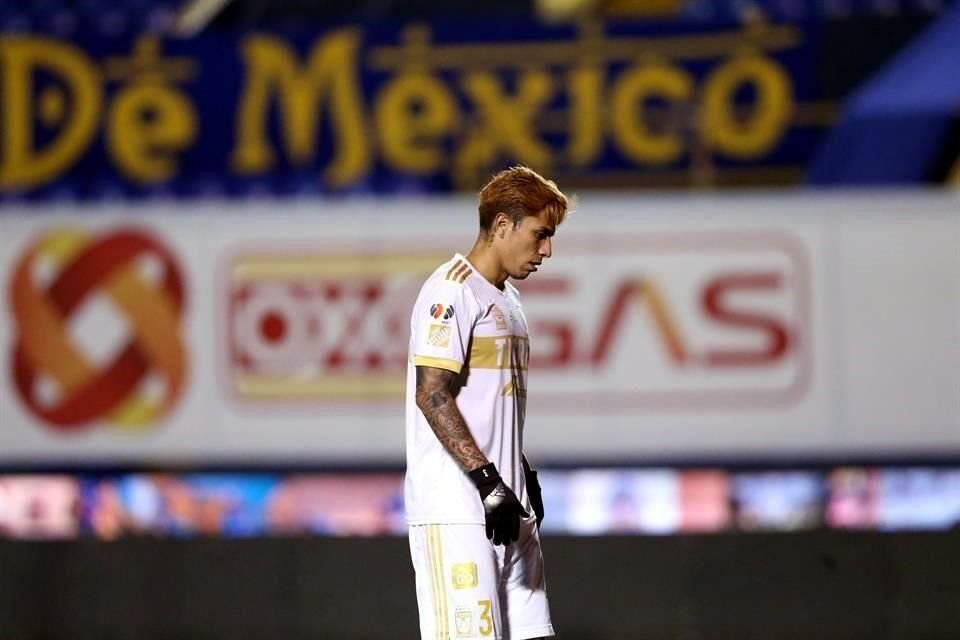 Carlos Salcedo y compañía no pudieron evitar el miércoles la derrota ante La Máquina.