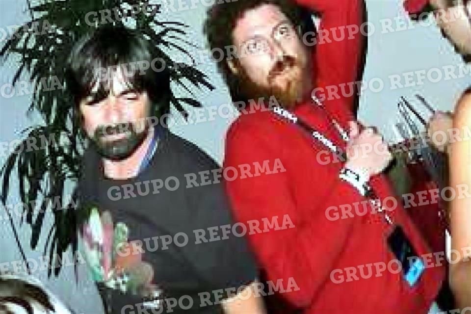 Guy-Manuel de Homem-Christo, de Daft Punk, aparece en la foto con Giancarlo, de Telefunka, en el bar La Santa.