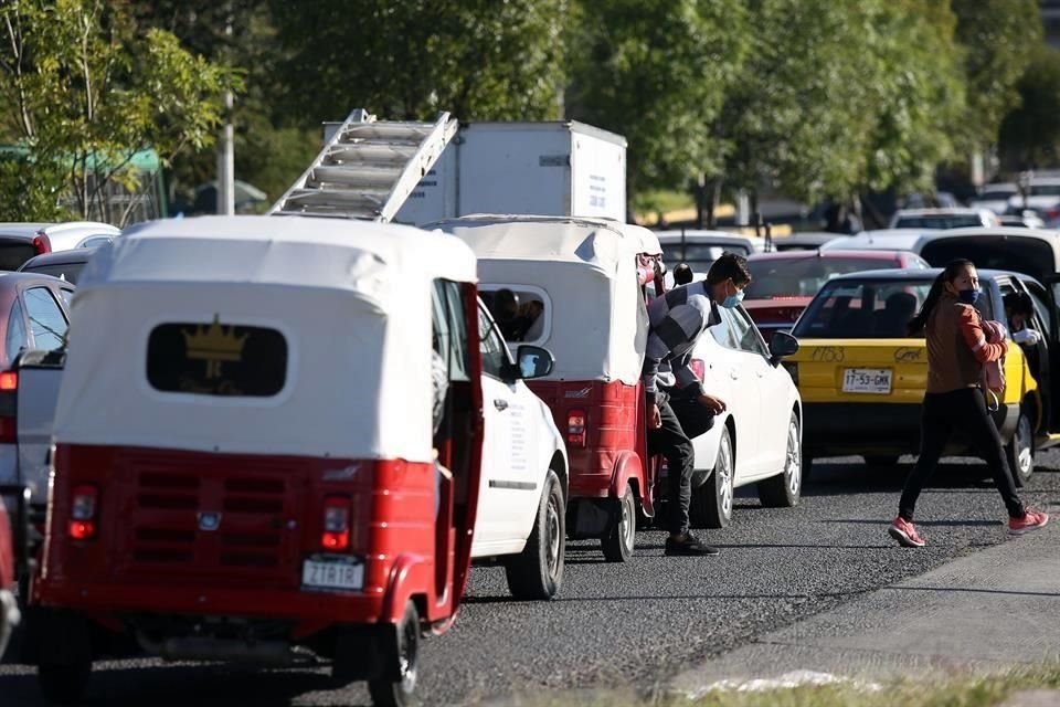 Se estima que tan sólo en Tlajomulco operan más de mil 500 mototaxis.