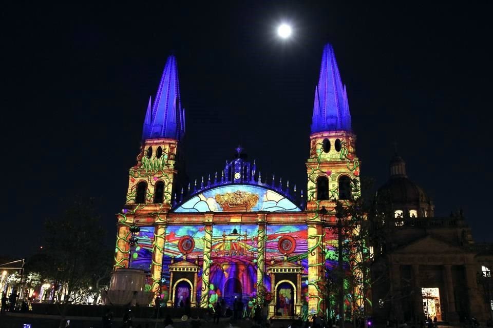 El videomapping en Catedral refleja que Guadalajara es el corazón del país y su importancia en México.