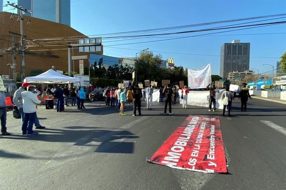 Habitantes de Xoco han denunciado que la empresa ha hecho 'a modo' ejercicios de opinión entre los colonos para asegurar que cuenta con la aprobación vecinal.