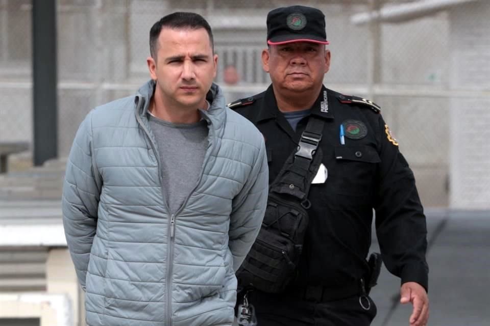 Magistrados ordenaron a un juez local que dictara otra sentencia a Diego Santoy porque no constaba en el juicio que durante los careos hubiera estado su defensa.