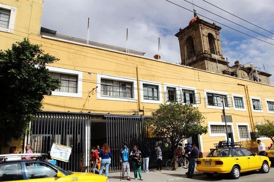 Además de la interrupción legal del embarazo, también se proporcionarán anticonceptivos en los hospitales y las unidades médicas, sin la necesidad de consulta o receta.