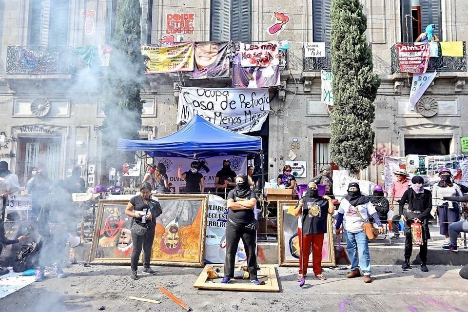 A un año de que emergiera la gigantesca ola morada del 8M, activistas expresan que, pese a la pandemia, el movimiento está vivo.