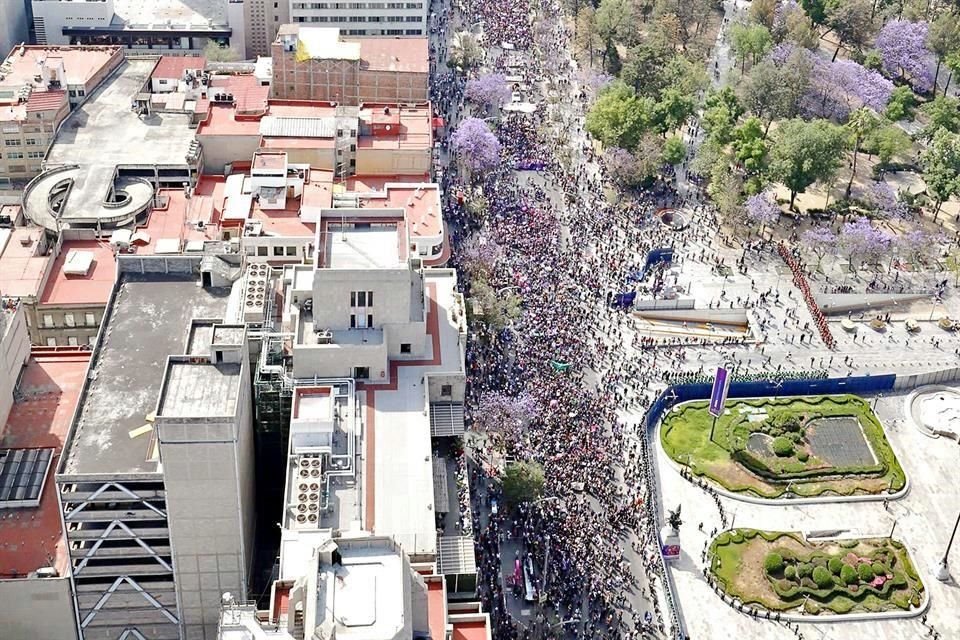 La lucha feminista de Vivir Quintana se remonta a una infancia activista, lo que convirtió su música en resistencia para las mujeres.