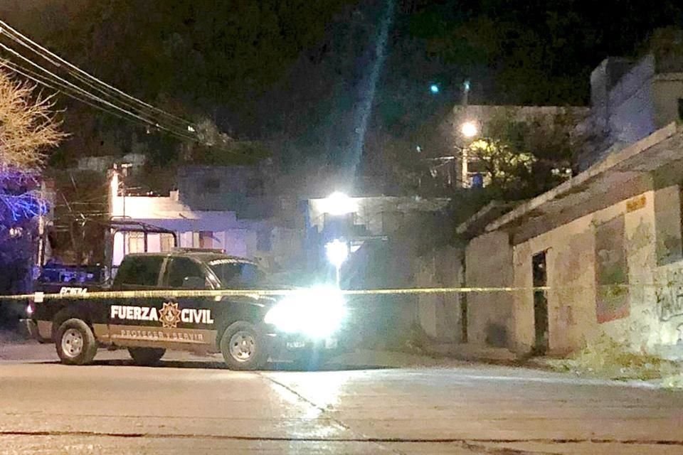 El crimen se reportó alrededor de las 18:30 horas en la calle Batallones Rojos y Artículo 123, en la Colonia CROC.