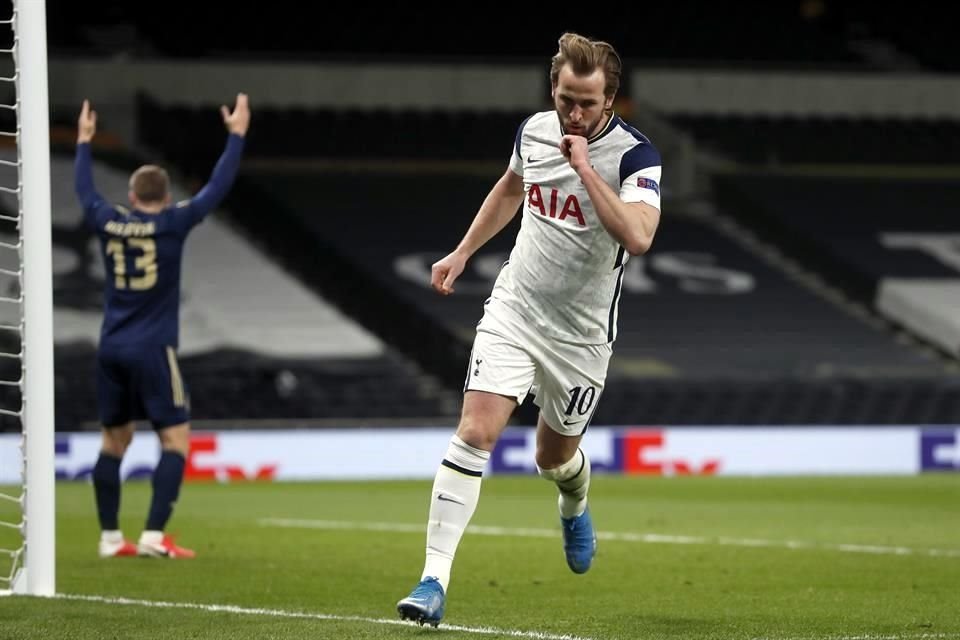 Harry Kane salió inspirado y terminó con un doblete.