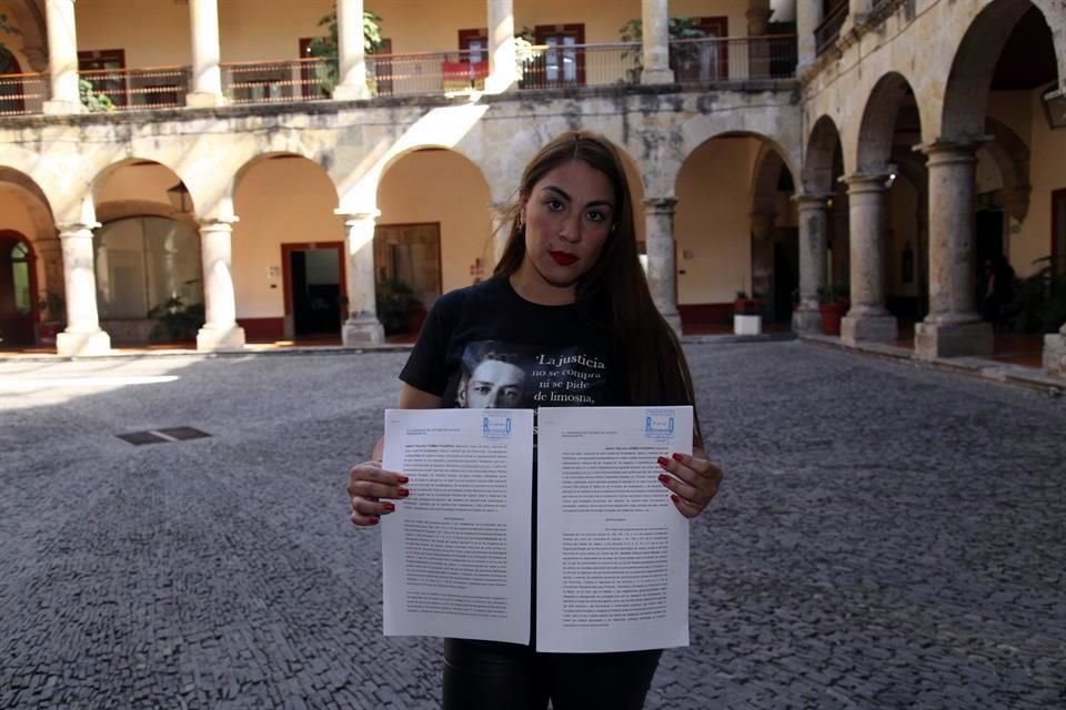 Nancy Gómez acudió al Congreso acompañada de la organización Las Paritaristas.