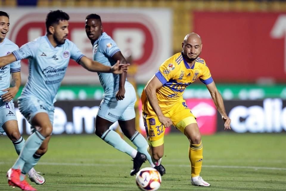Carlos González descontó en la parte final del partido, pero no alcanzó para sumar.