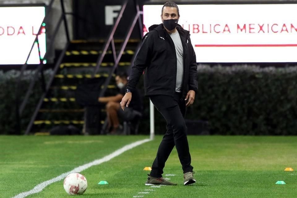 Amaury asumió el fracaso del Guadalajara.