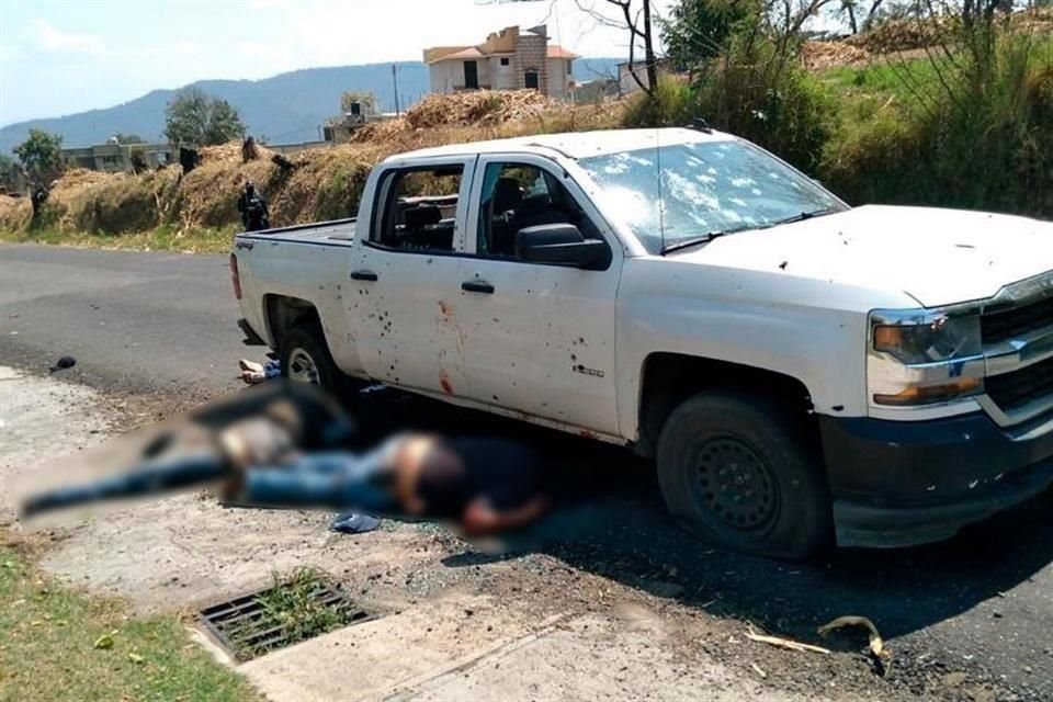 Al menos 13 agentes fueron asesinados en una emboscada en Edomex.