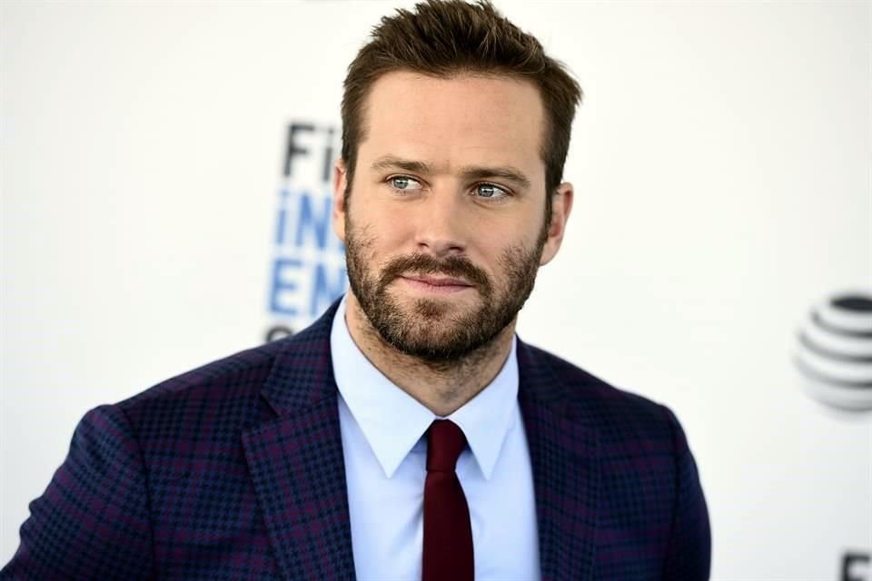 El actor Armie Hammer es investigado por presuntamente abusar sexualmente de una joven, en 2017.