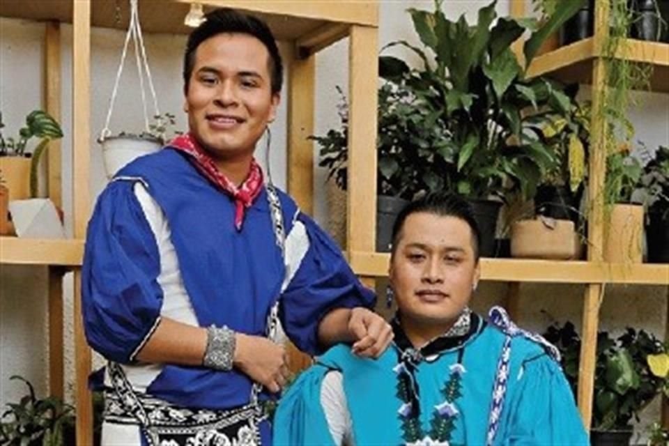 Fausto 'Iyari' de la Rosa Carrillo (Izq.) y Adolfo de la Torre Carrillo, 'Mats+wa'.