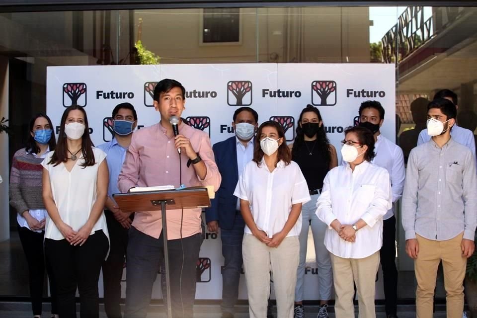 Para Pedro Kumamoto, candidato a la Alcaldía de Zapopan por Futuro, su contrincante de MC, Juan José Frangie, no representa competencia.