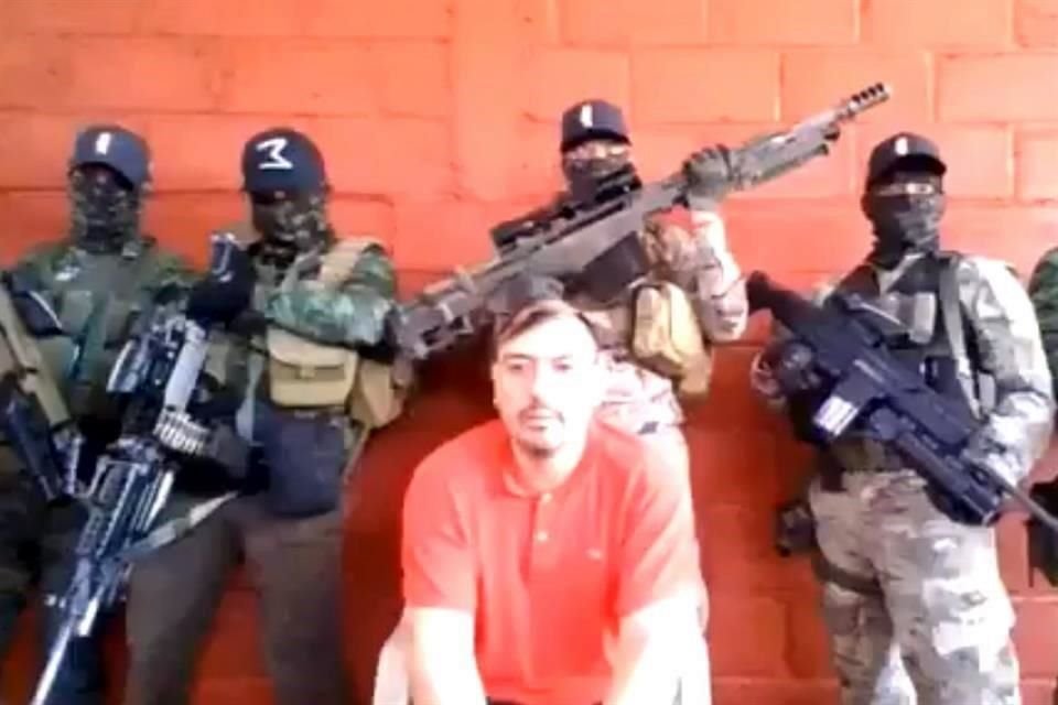 En un video en redes sociales 'El Cholo' señaló a J. Jesús de Anda Zambrano, Comisario Jefe, y Mario Alberto Martínez González, Comisario de la Región 2, quienes se encuentran separados del cargo.