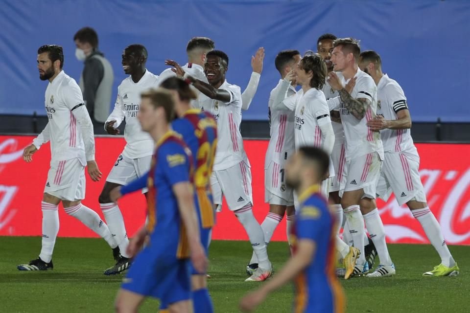Kroos marcó el segundo tras un desvío en un tiro libre.