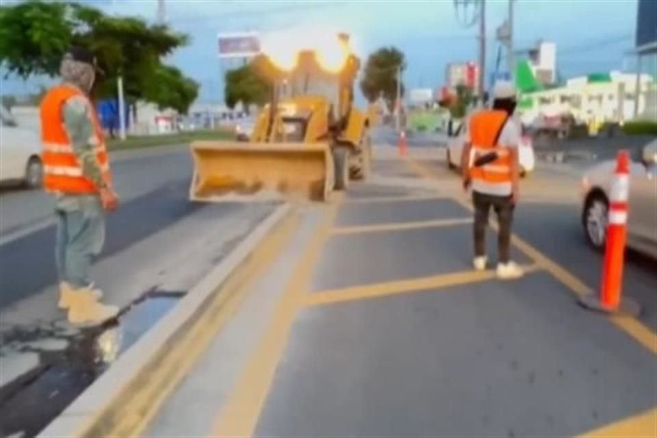 Tras quejas de automovilistas, autoridades retiraron un  machuelo que estaba en Carretera a Nogales, a la altura del túnel de La Moderna.