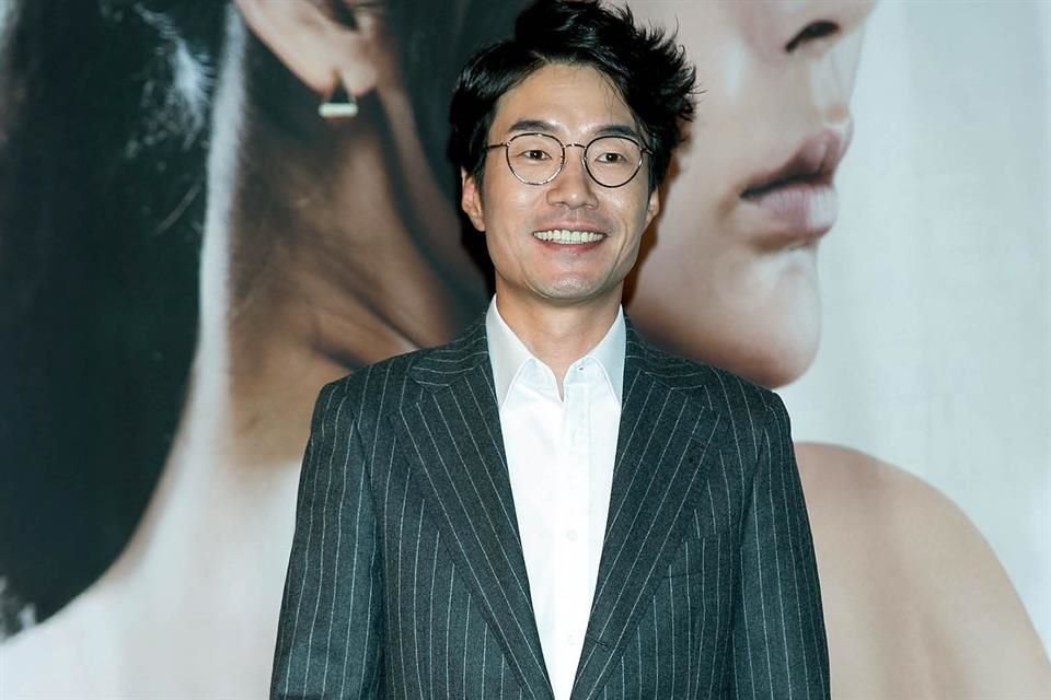 El actor surcoreano Song Young-kyu, protagonista del filme 'Extreme Job', de Netflix, fue hallado muerto en el interior de su automóvil.