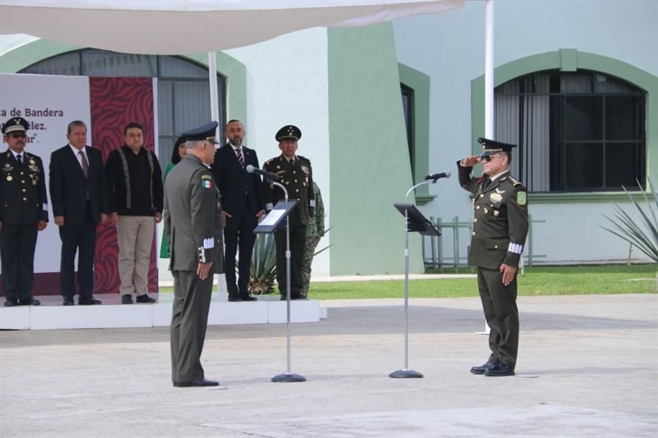 Toma de protesta de Porfirio Fuentes Velez como Comandante Interino de la V Región Militar.