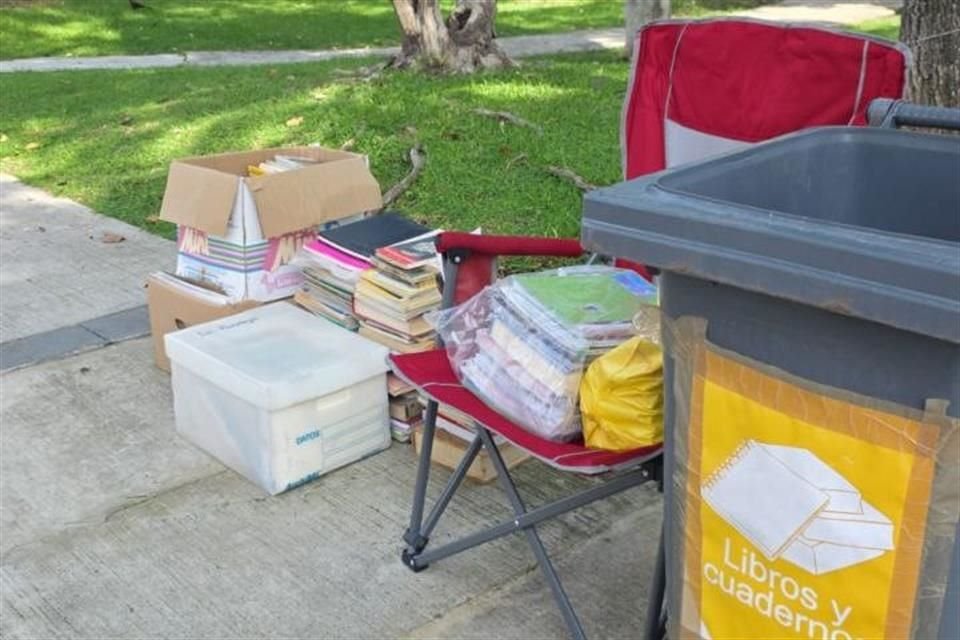 Hasta el 1 de agosto se han recolectado 3 mil 300 libros y 2.3 toneladas de papel, las cuáles tendrán una nueva vida, lo cual supera la meta de 3 mil libros.