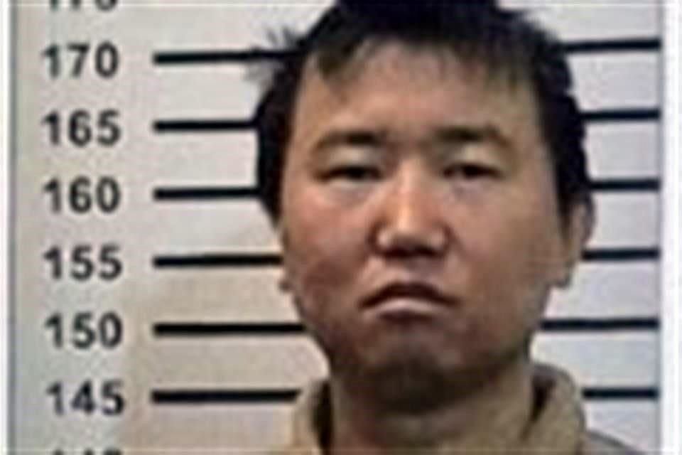 El capo chino del fentanilo Zhi Dong Zhang escapó de prisión domiciliaria en CDMX el día que ordenaron una nueva captura en su contra en EU.