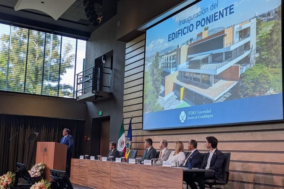 Será conocido como el edificio Poniente.