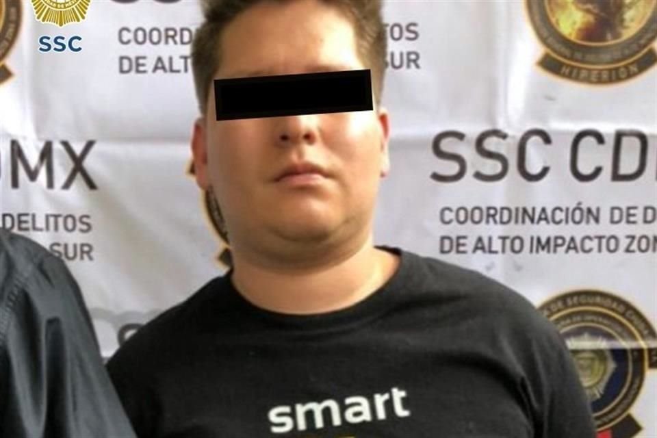 Según las primeras versiones, los agresores le dispararon en 14 ocasiones al médico mientras iba a bordo de un vehículo de lujo y huyeron del sitio a bordo de una motocicleta.