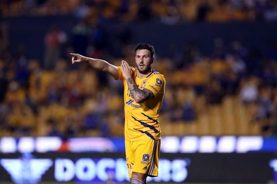 Gignac volvió a la titularidad con los felinos.