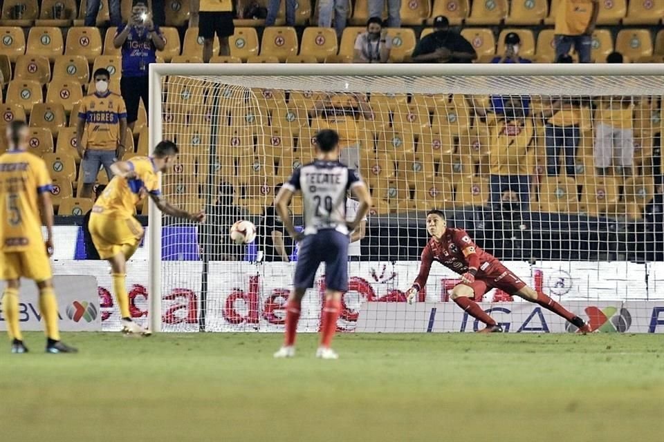 André-pierre tiene saldo de nueve victorias, cinco empates y seis derrotas frente a Rayados.