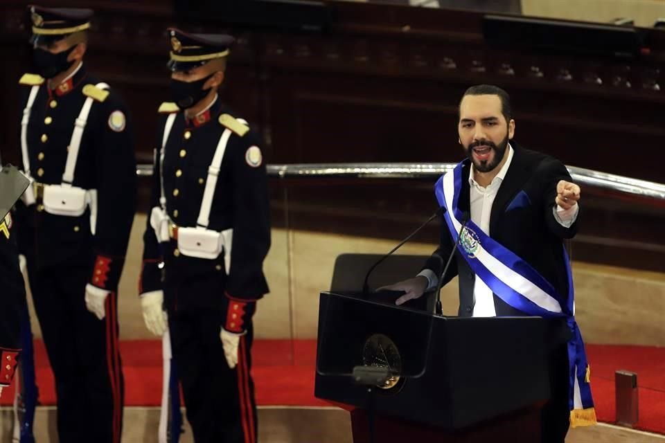 El Presidente de El Salvador, Nayib Bukele, durante su mensaje anual al Congreso este año.