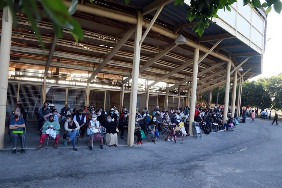 Las rutas de transporte llevarán a la población a los centros ubicados en la Preparatoria Regional de Tlajomulco, la Arena VFG, el Rancho Santa María y el Centro Multidisciplinario del Valle.