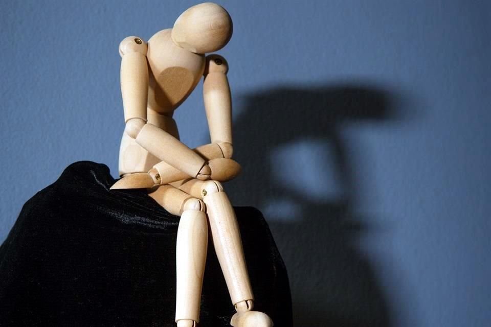 El director del Instituto Jalisciense de Salud Mental explicó que las enfermedades emocionales se ligan erróneamente a un carácter débil.