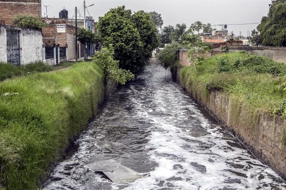 El Río Santiago es un foco de enfermedades para los habitantes de sus límites. 
