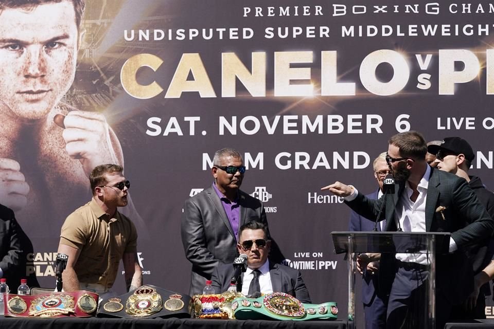 Caleb aseguró que va a noquear a 'Canelo'.