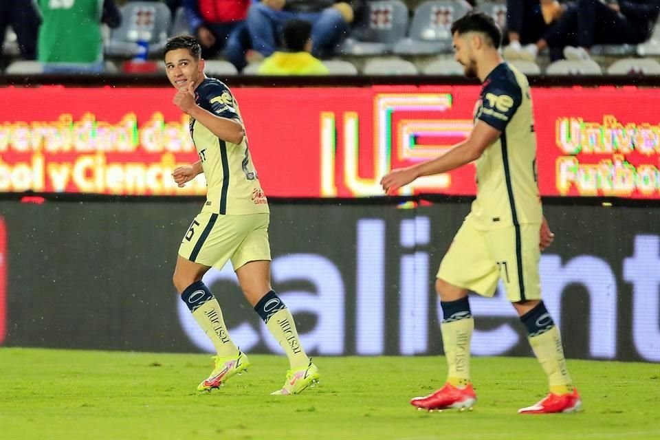 Salvador Reyes sigue en plan goleador con el América.