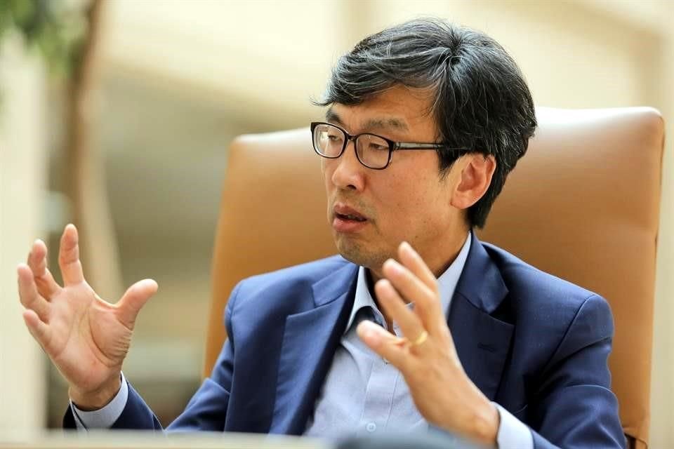 Jeong-In Suh, Embajador de la República de Corea del Sur en México.