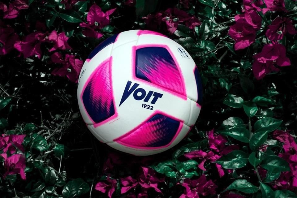El balón rosa de octubre ya es una tradición en la Liga MX.